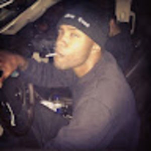 Meet your Posher, Valora